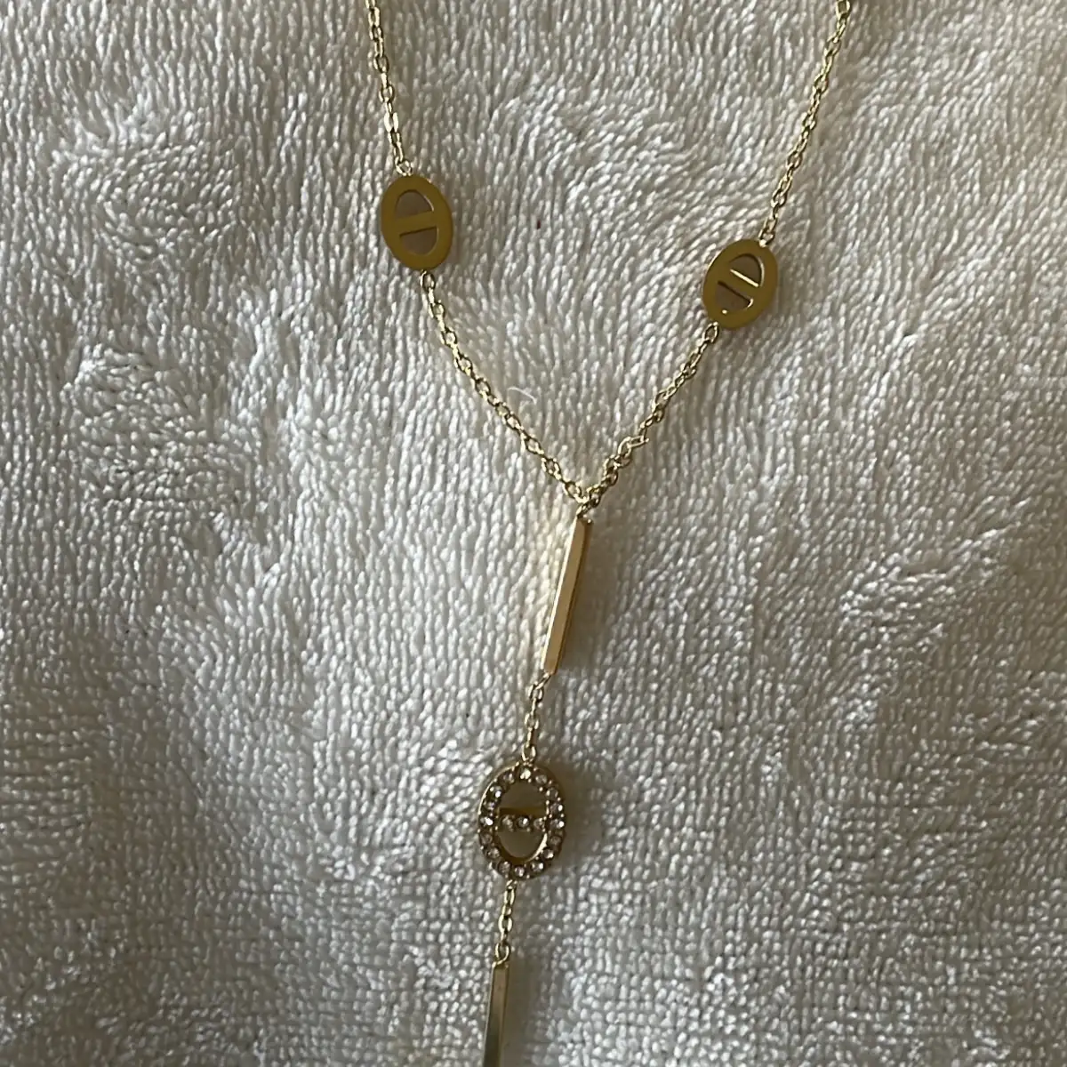 Collier Clara
